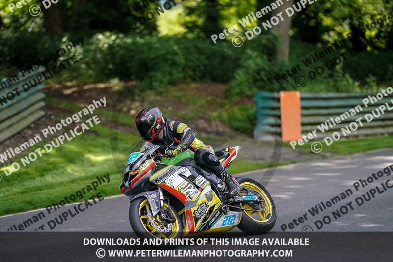 cadwell no limits trackday;cadwell park;cadwell park photographs;cadwell trackday photographs;enduro digital images;event digital images;eventdigitalimages;no limits trackdays;peter wileman photography;racing digital images;trackday digital images;trackday photos